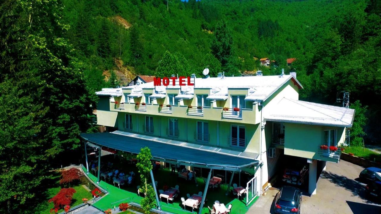 Motel Maksumic Jablanica Eksteriør billede