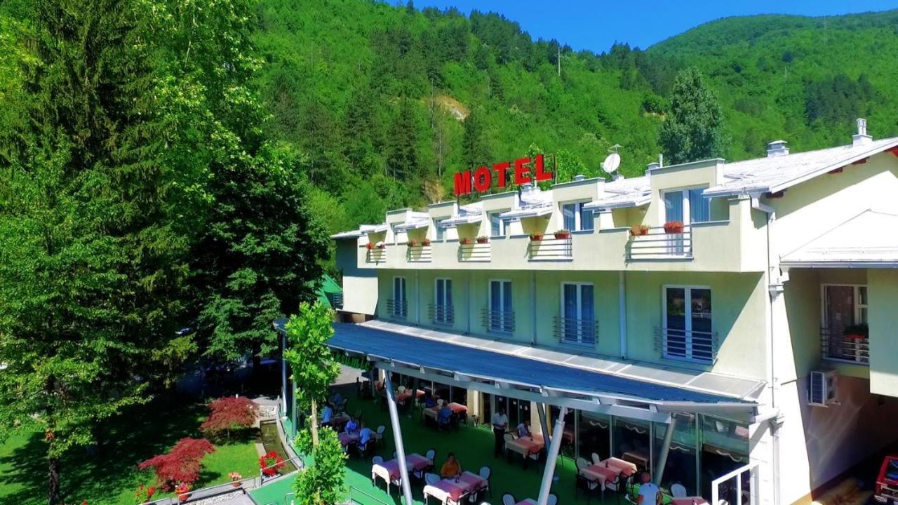 Motel Maksumic Jablanica Eksteriør billede