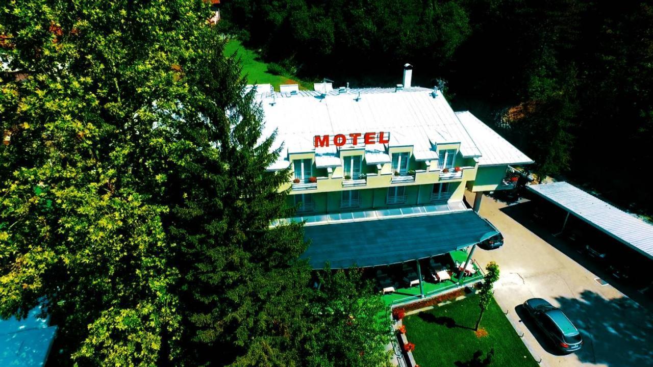 Motel Maksumic Jablanica Eksteriør billede
